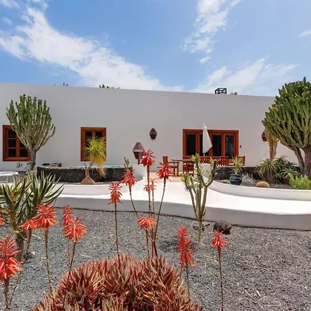 Palacio Taro Chimida Vakantiehuis Teguise (Lanzarote)